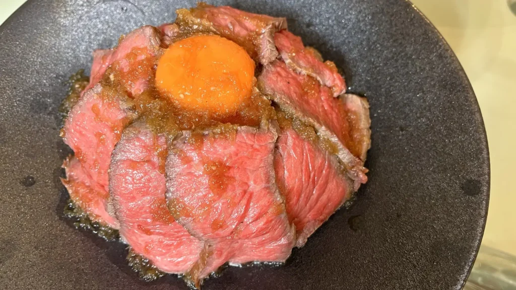 ローストビーフ丼