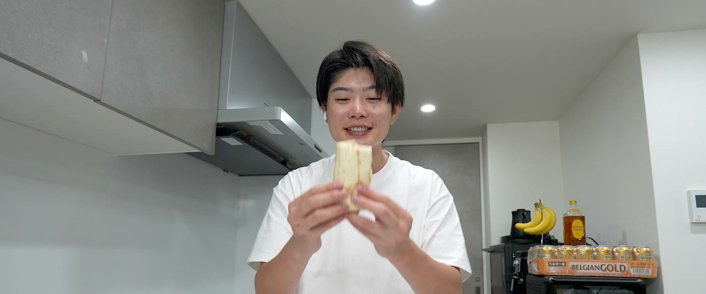 チキンのカレーラップサンド